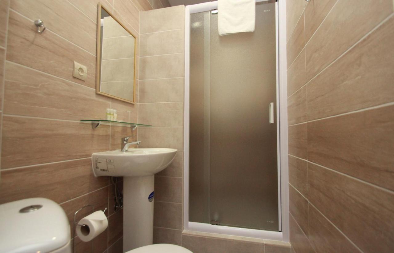 אודסה Garden Eco Design Hotel מראה חיצוני תמונה