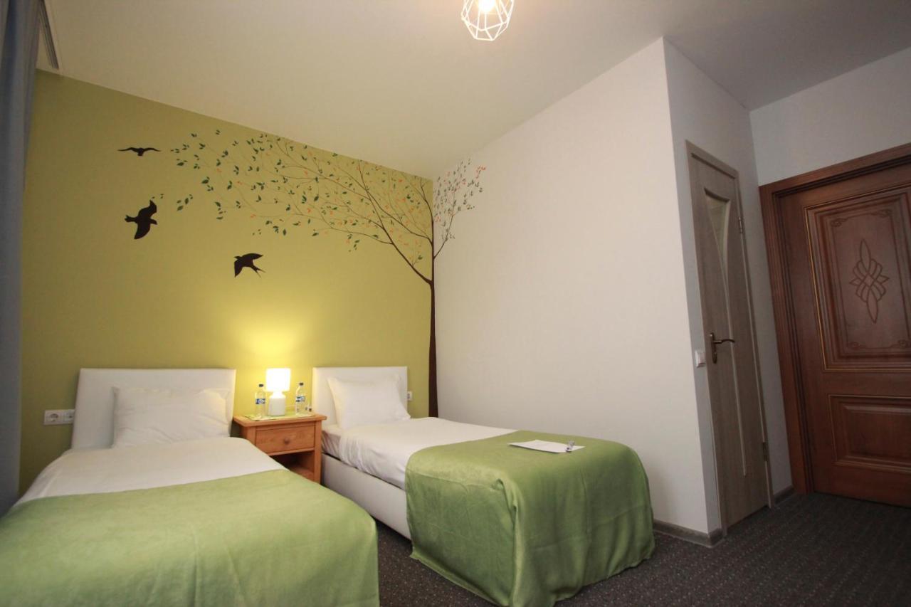 אודסה Garden Eco Design Hotel מראה חיצוני תמונה
