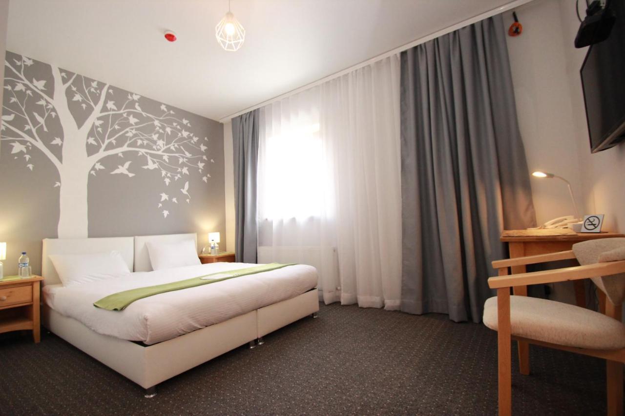 אודסה Garden Eco Design Hotel מראה חיצוני תמונה