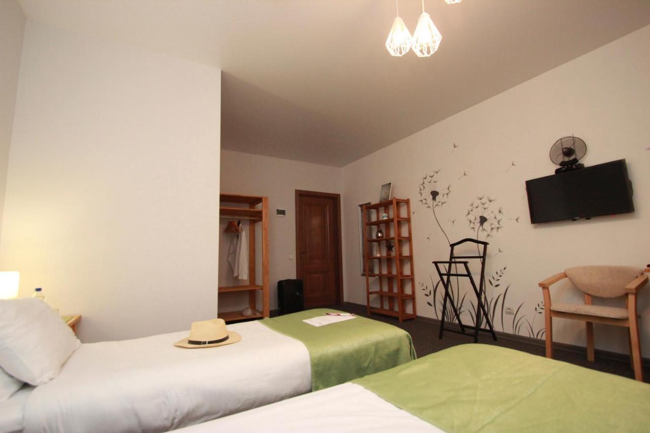 אודסה Garden Eco Design Hotel מראה חיצוני תמונה